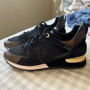 Louis Vuitton Sneakers